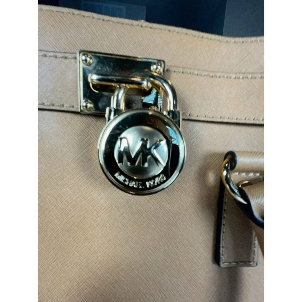 Michael Kors Hamilton Saffiano Leather Medium Satchel Handbag W/ Shoulder Strap